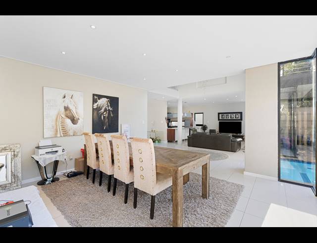 3 BEDROOM TOWNHOUSE FOR SALE IN BRYANSTON